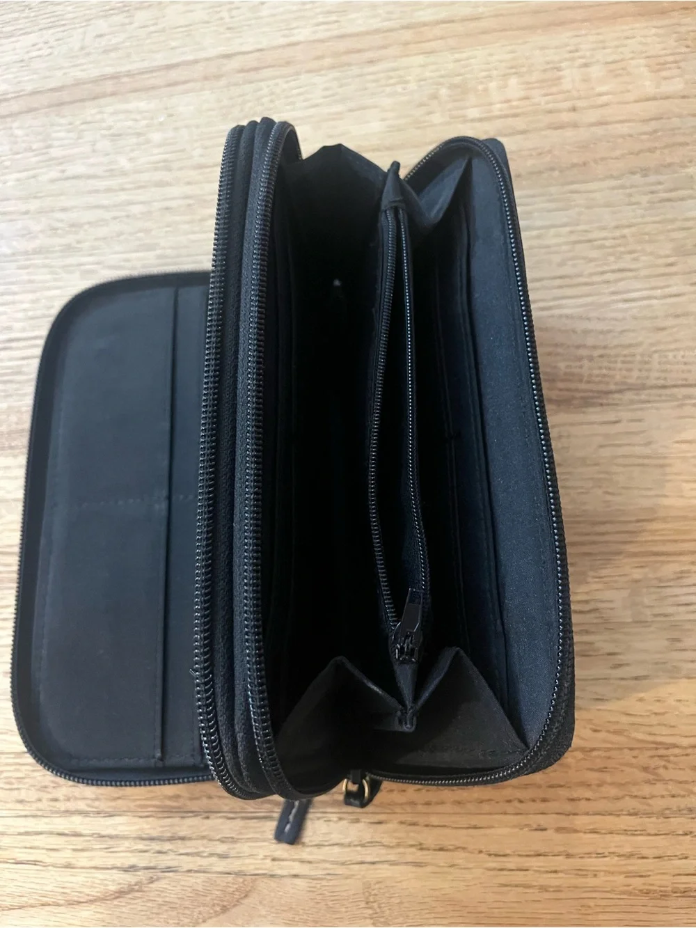 N/A preowned sleek